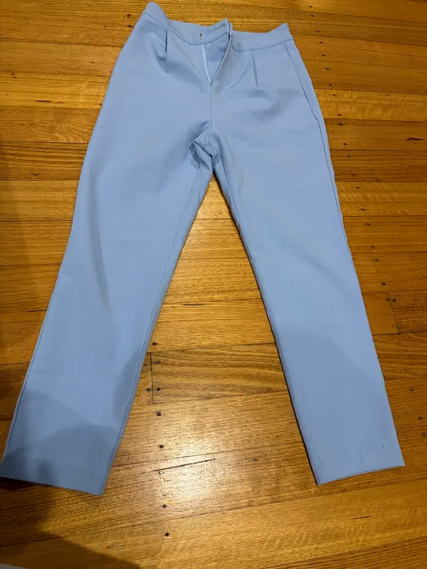 Atmos and here bella pants size 8