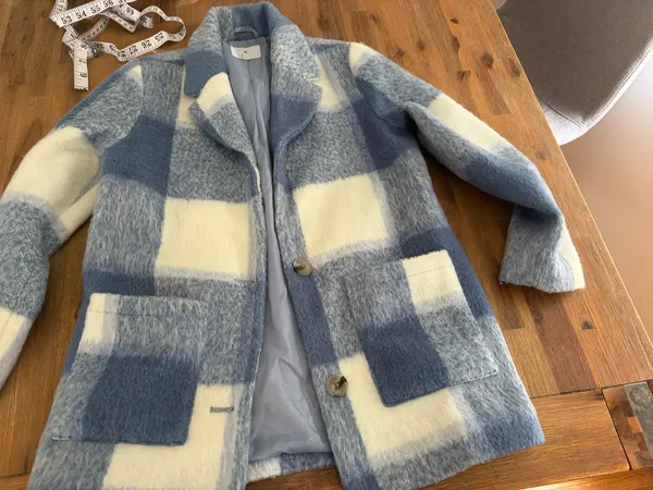 Target longline check jacket youth size 10