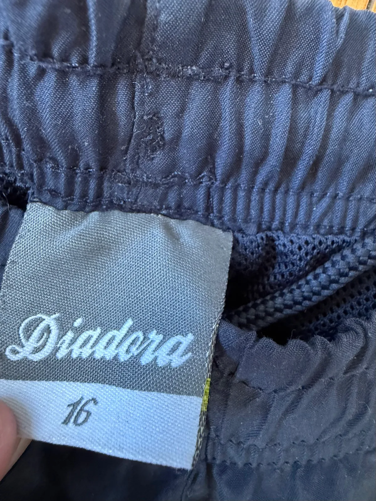 Vintage diadora windbreaker track pants size 16 – photo 2