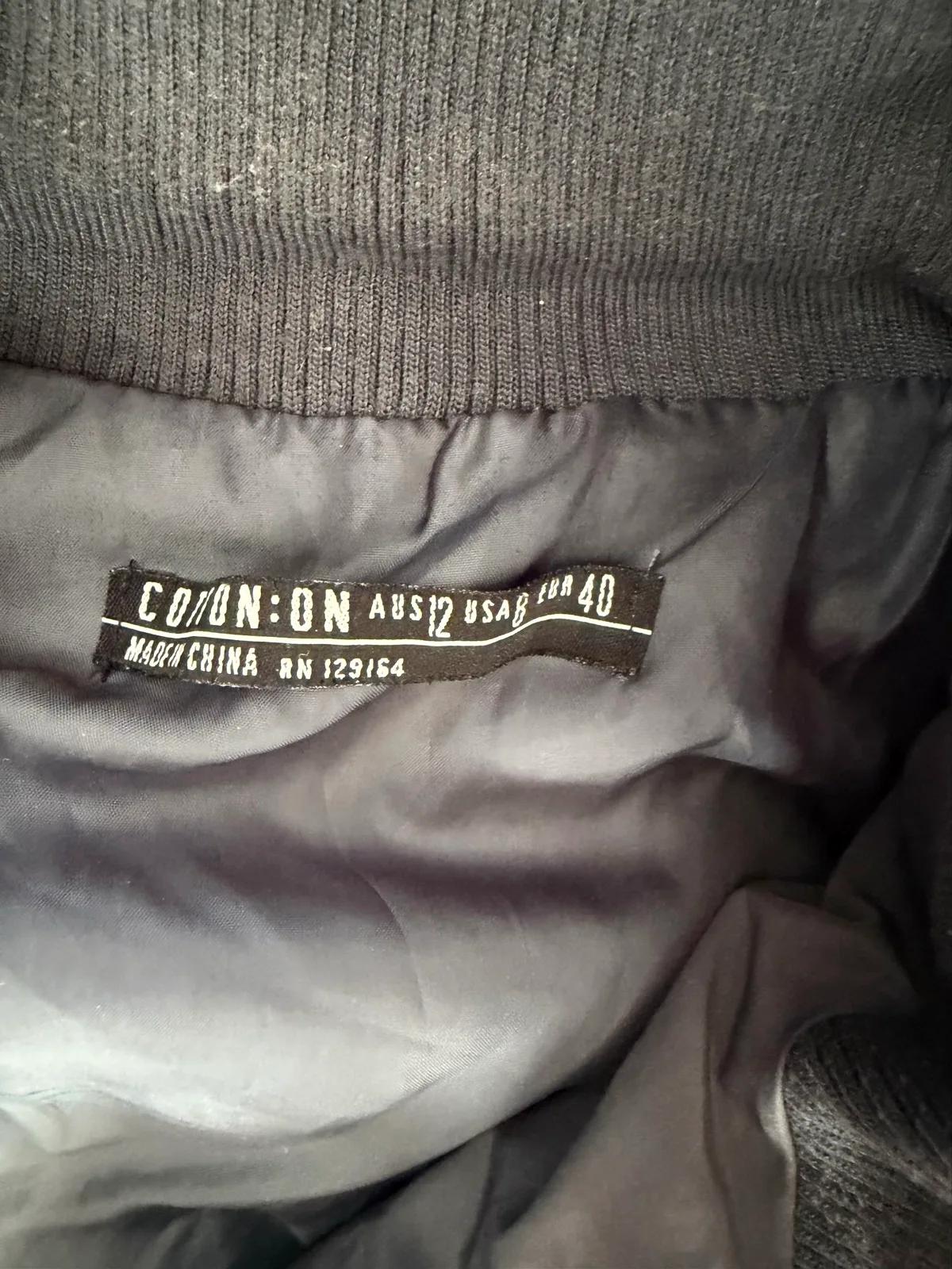Cotton on sleeveless hooded puffer vest size 12 – photo 3