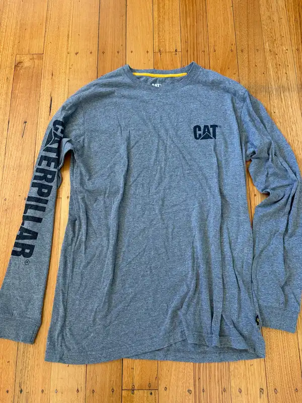 CAT long sleeve tee size XL