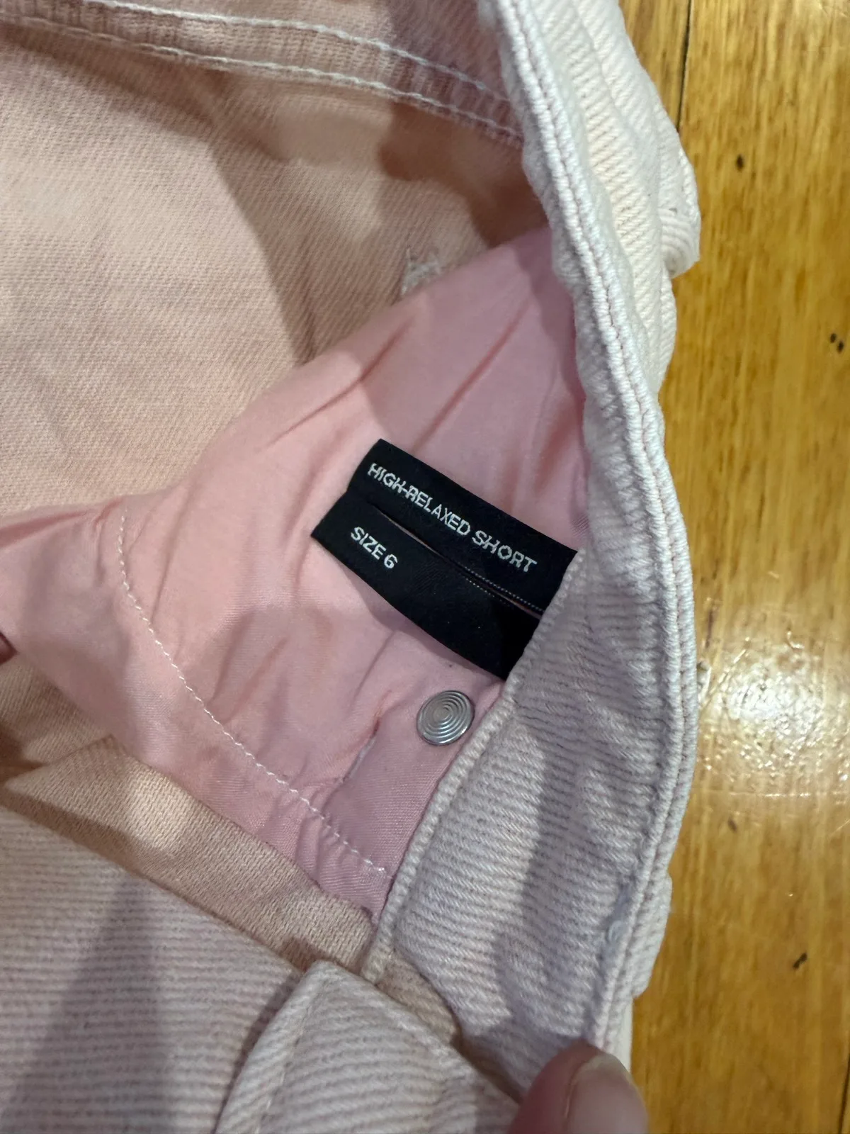 Lee pale pink high waisted denim shorts size 6 – photo 2