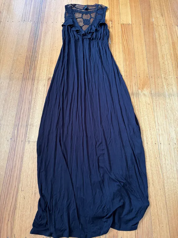 Jeanswest crochet back maxi dress size L
