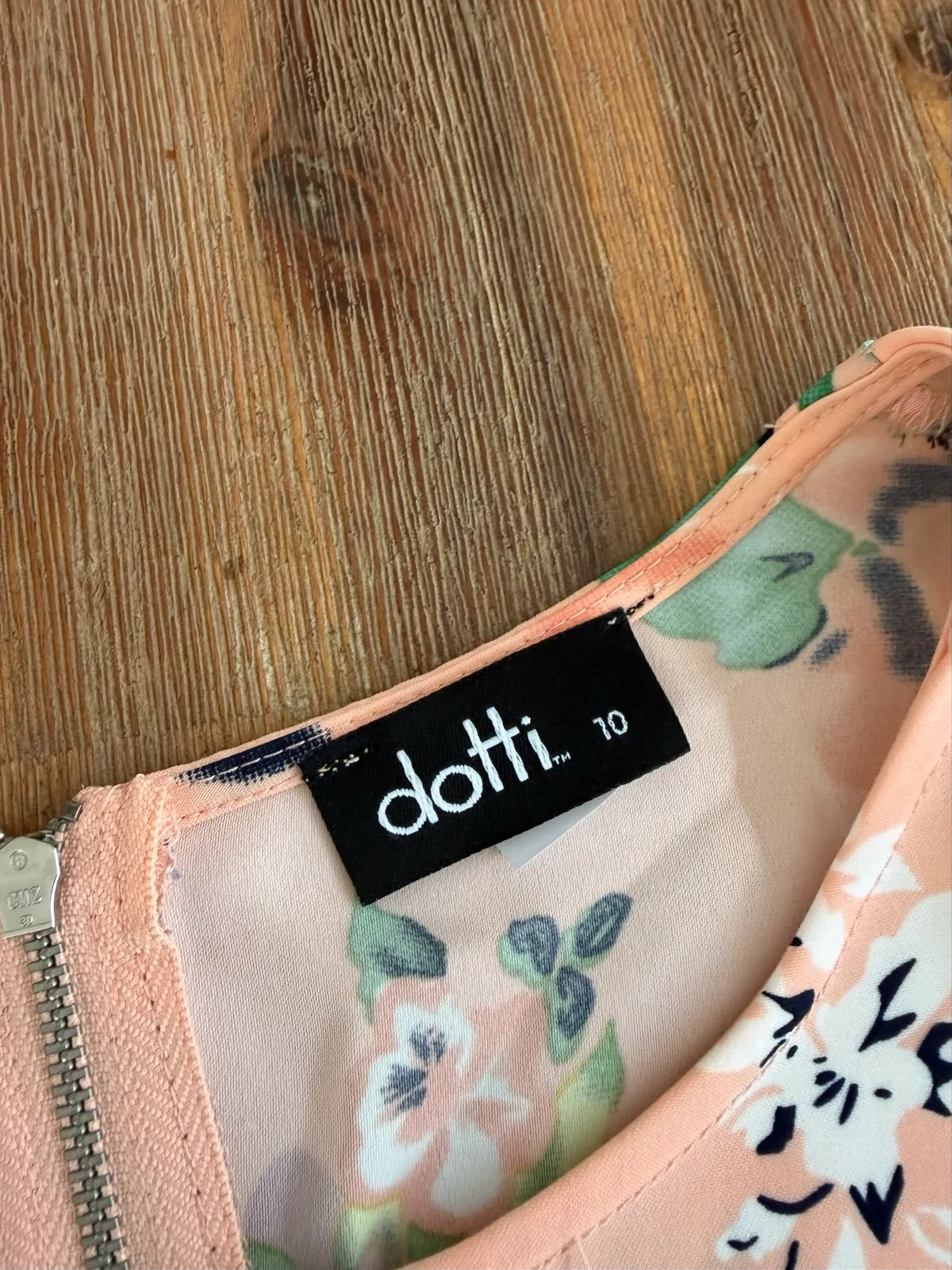 Dotti floral blouse size 10 – photo 2