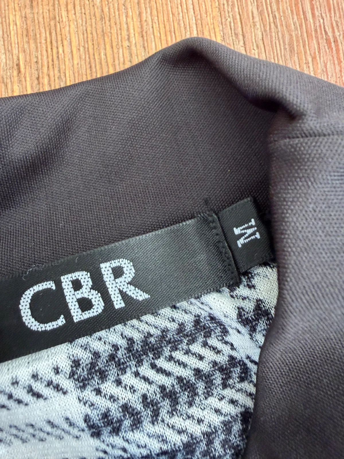 CBR plaid cropped sweatshirt size m – photo 3