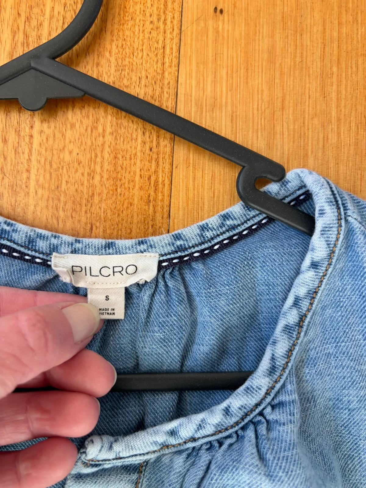 Pilcro smocked denim dress size s — photo 2