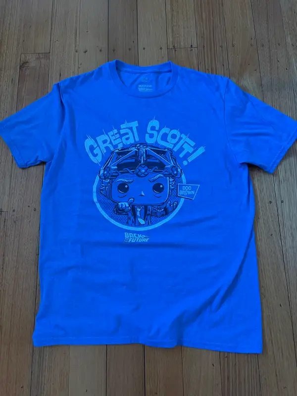 Funko pop tee back to the future tee size L