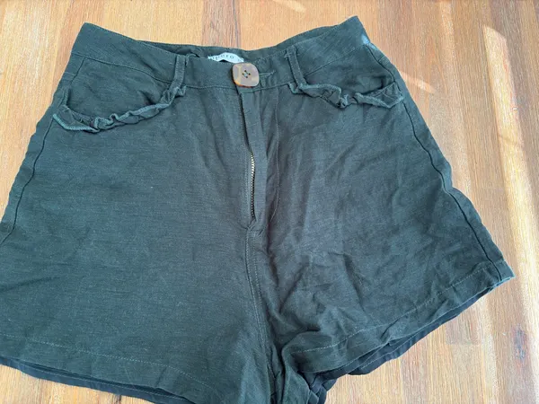 Apero linen blend shorts size xs