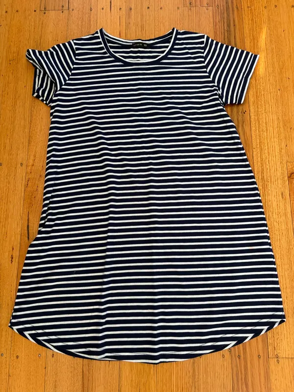 Cotton on short sleeve t-shirt dress size m