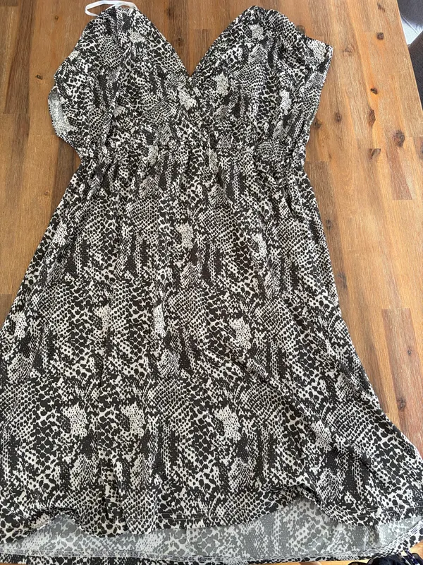 Crossroads size L snake print dress