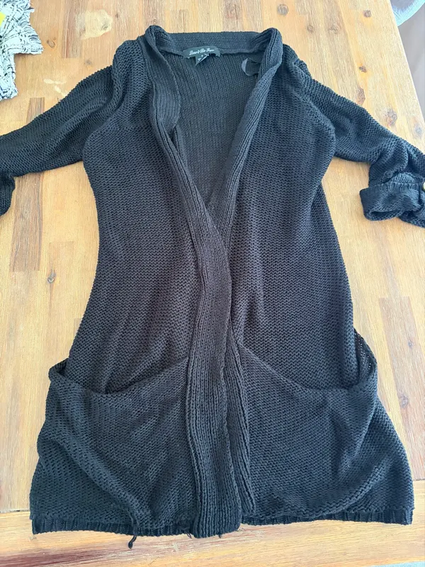 Love to be free open knit cardigan size s