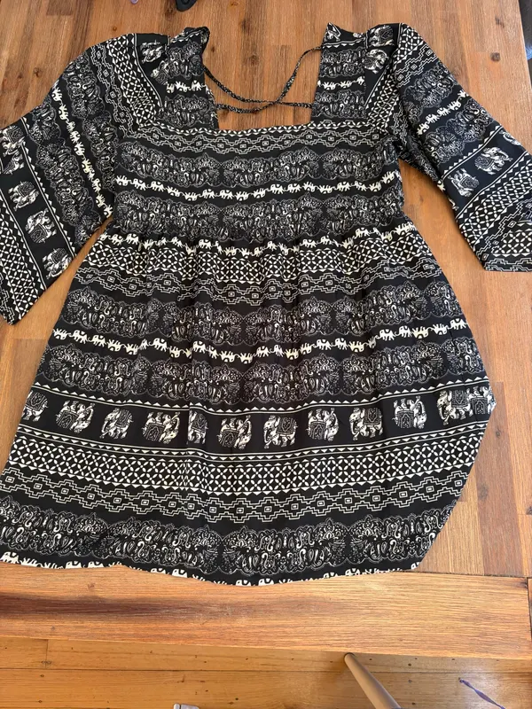 Boohoo elephant print smock mini dress size 12