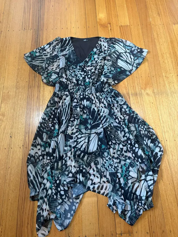 Dotti butterfly print dress size 16