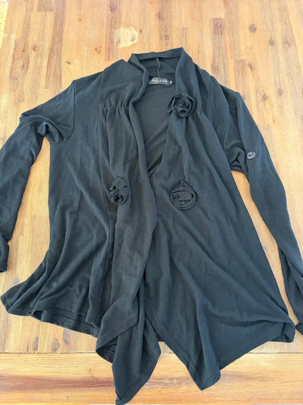 Olla oh waterfall cardigan size m