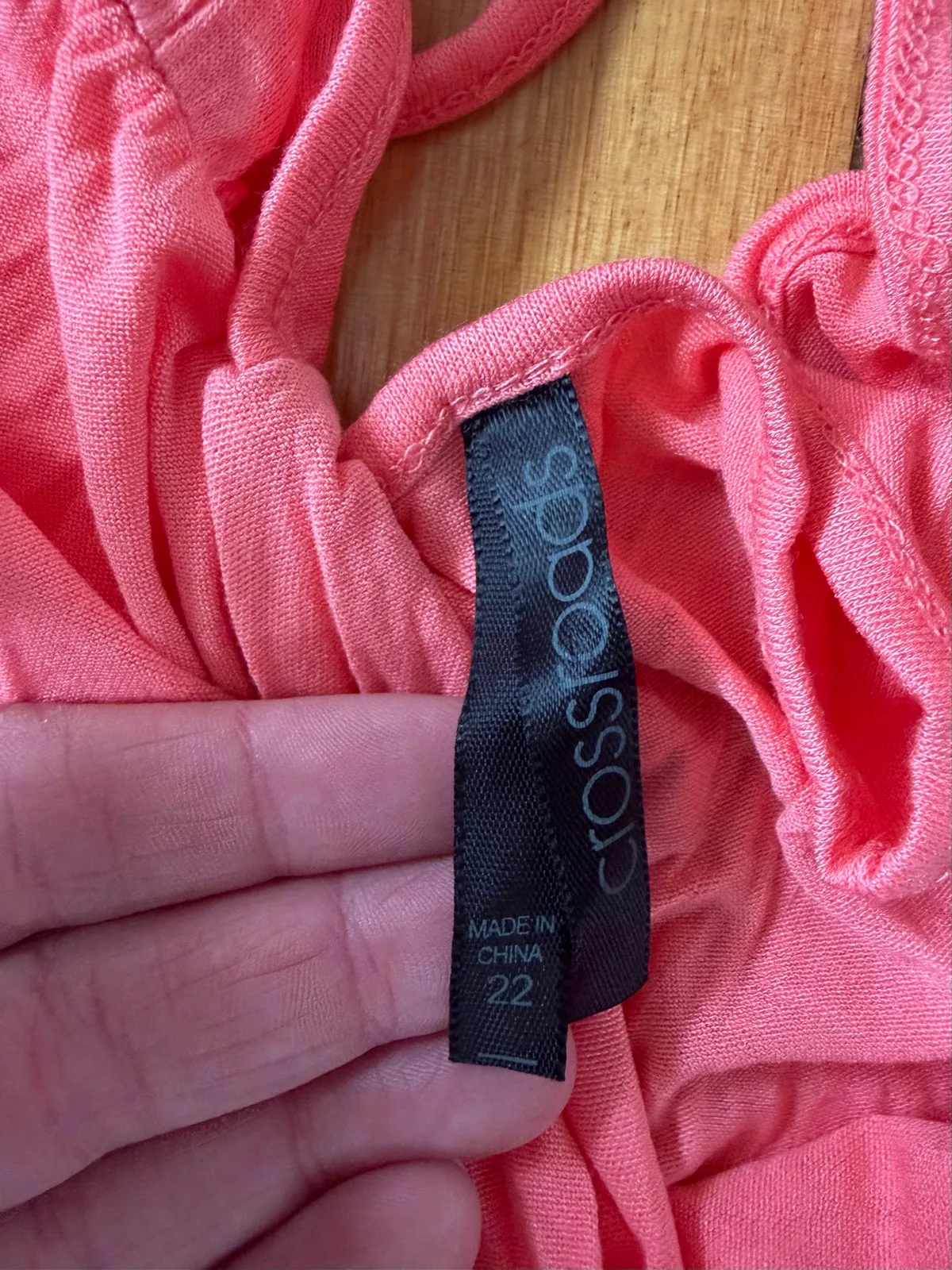 Crossroads v neck sleeveless tank size 22 – photo 2