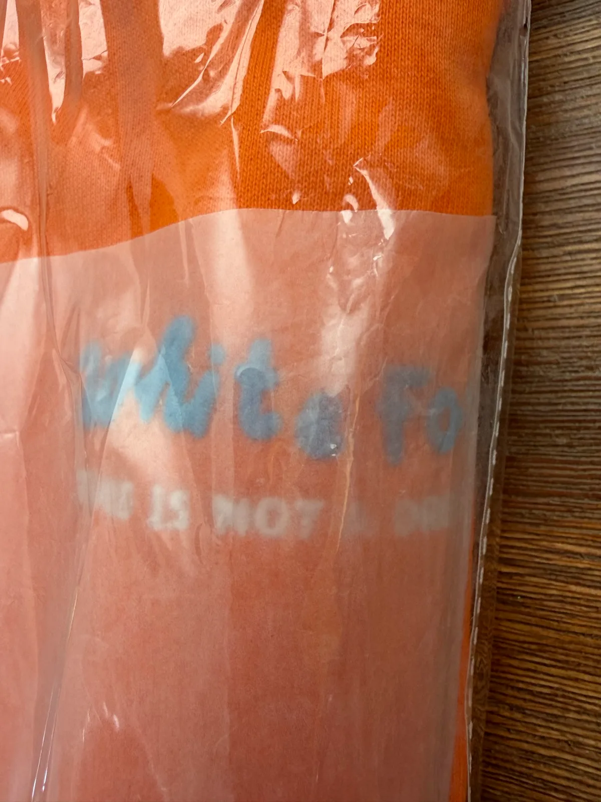 White fox hoodie size L /XL – photo 2