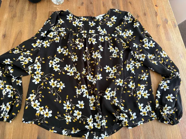 Miss shop long sleeve blouse size 10
