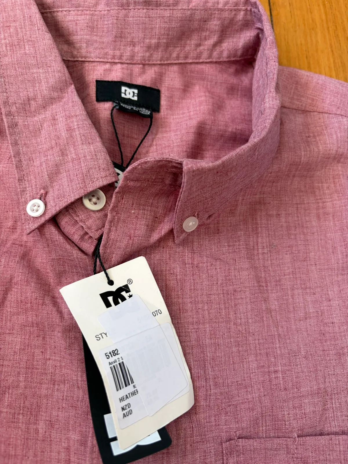 DC shoes button down shirt BNWT size XL – photo 2