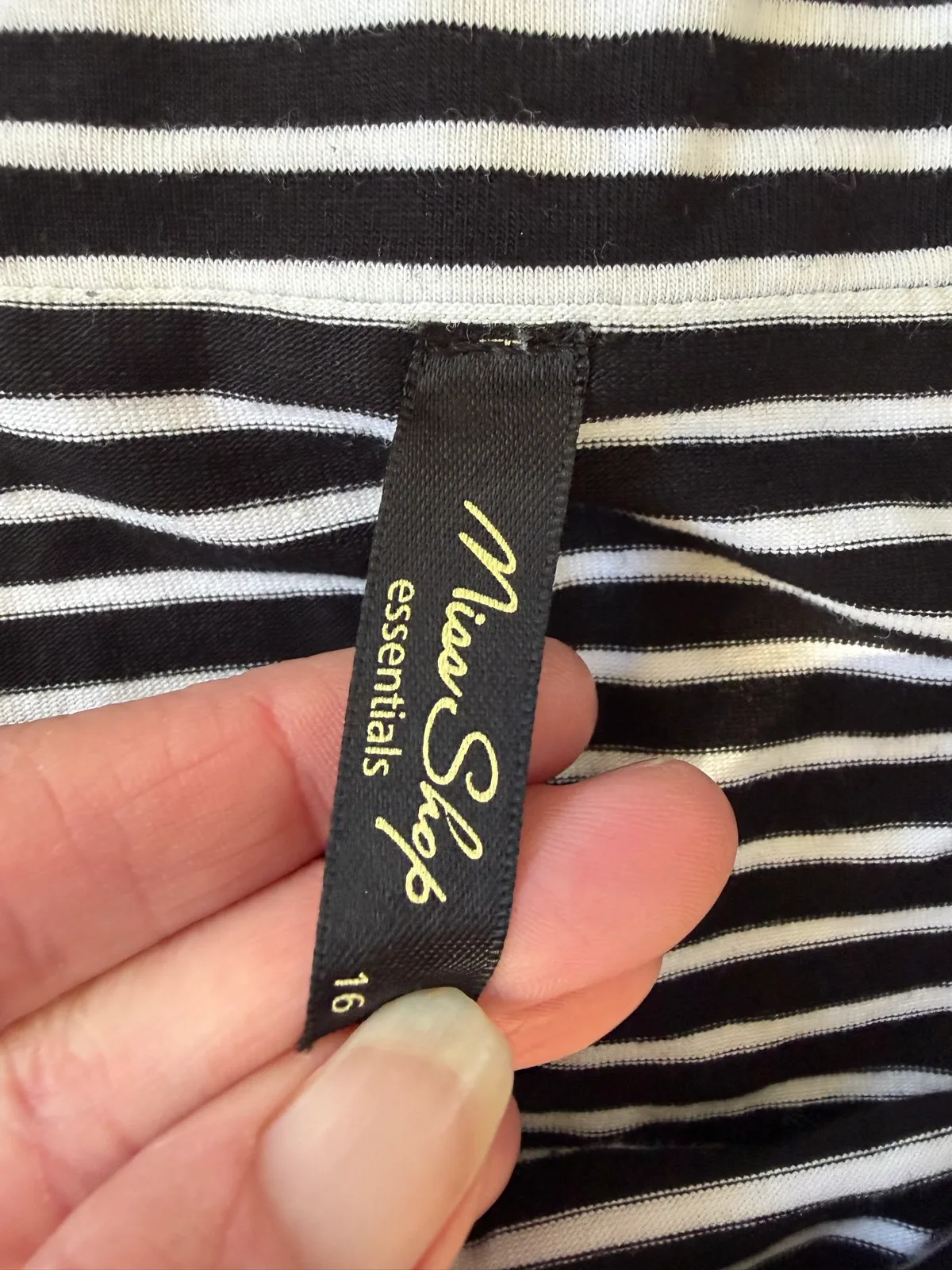 Miss shop off the shoulder dress size 16 – photo 2