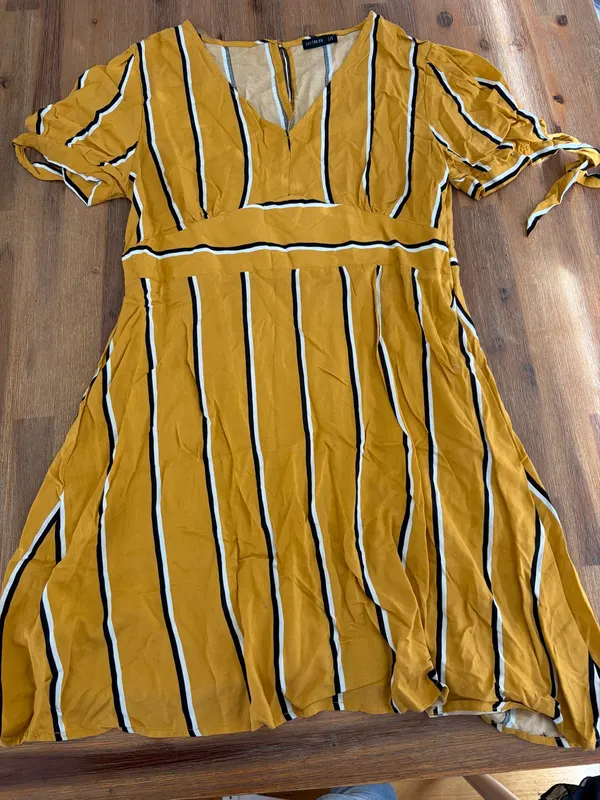 Cotton on dress size L