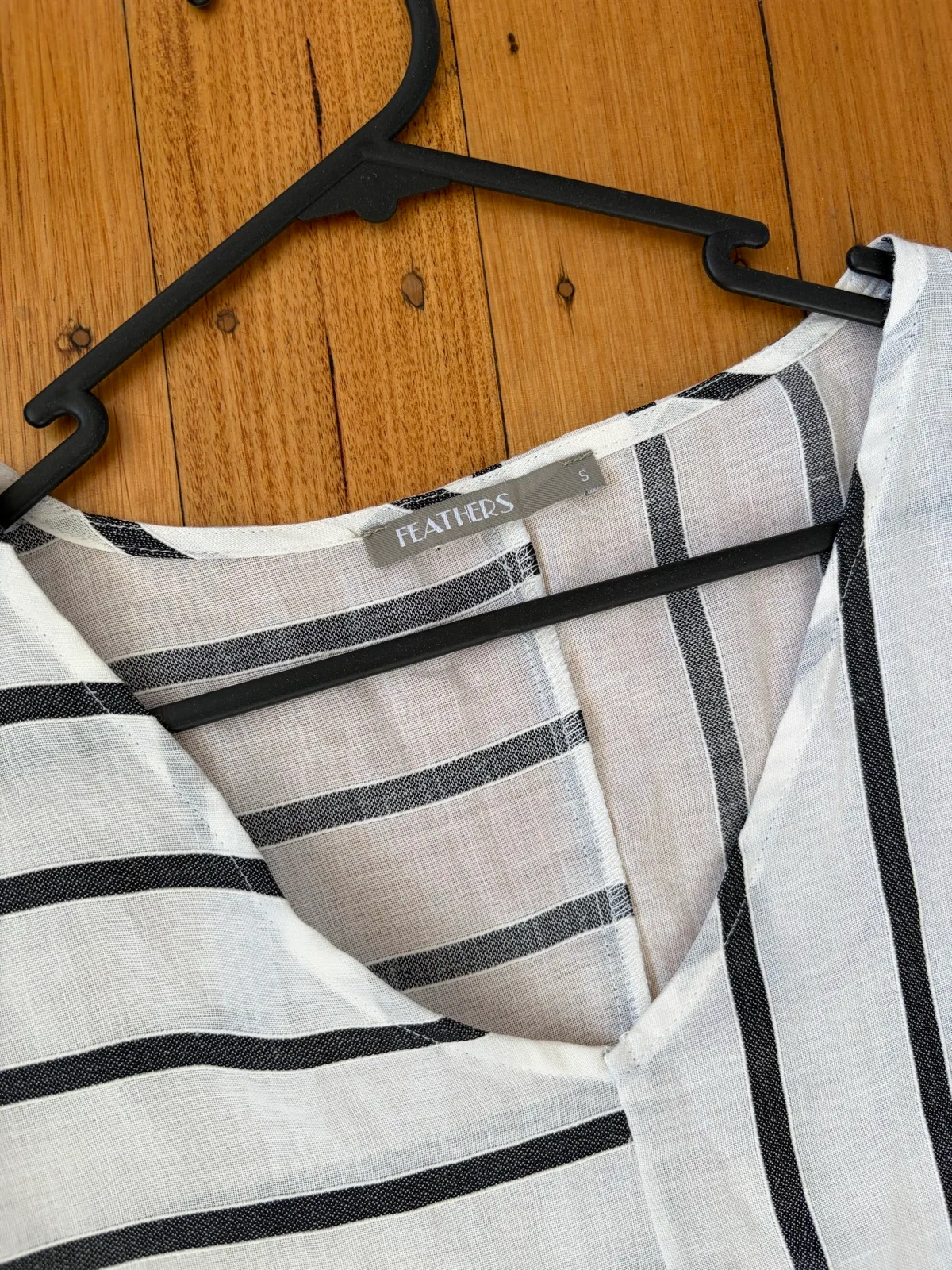 Feathers smock dress size s — photo 2