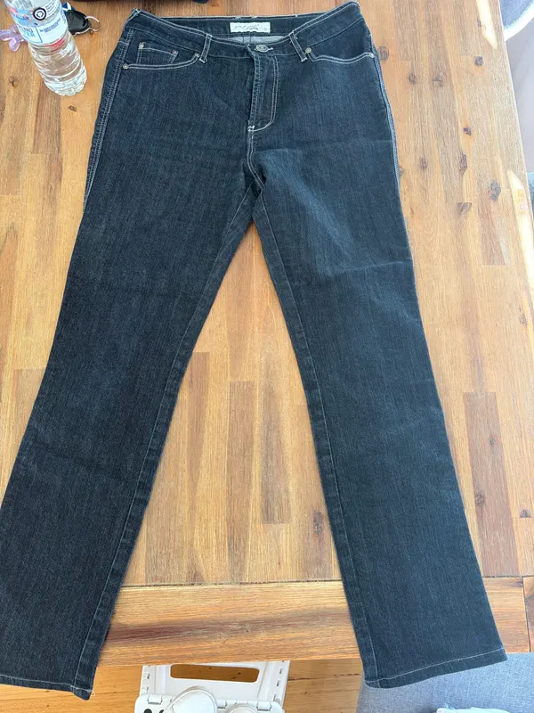 Since Jane straight leg jeans size 12