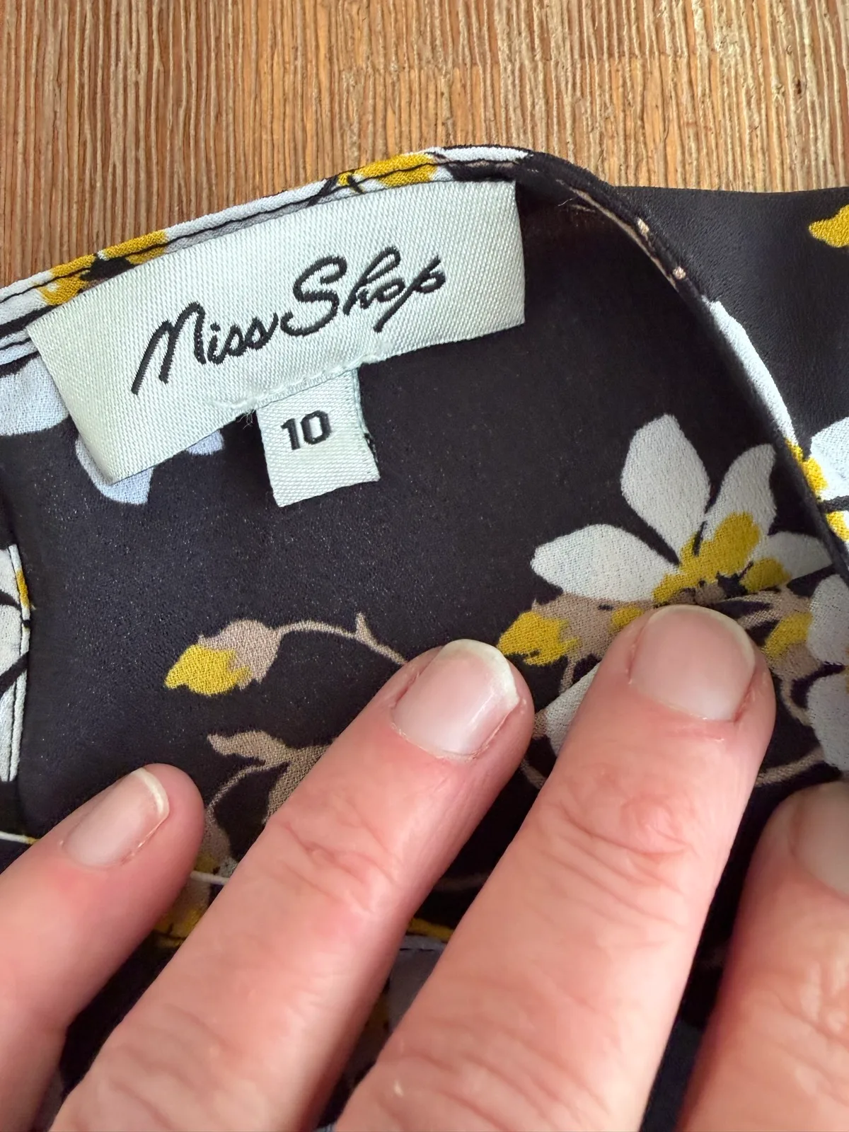 Miss shop long sleeve blouse size 10 – photo 2