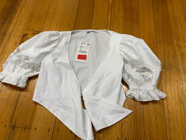 Zara white wrap crop top size XS