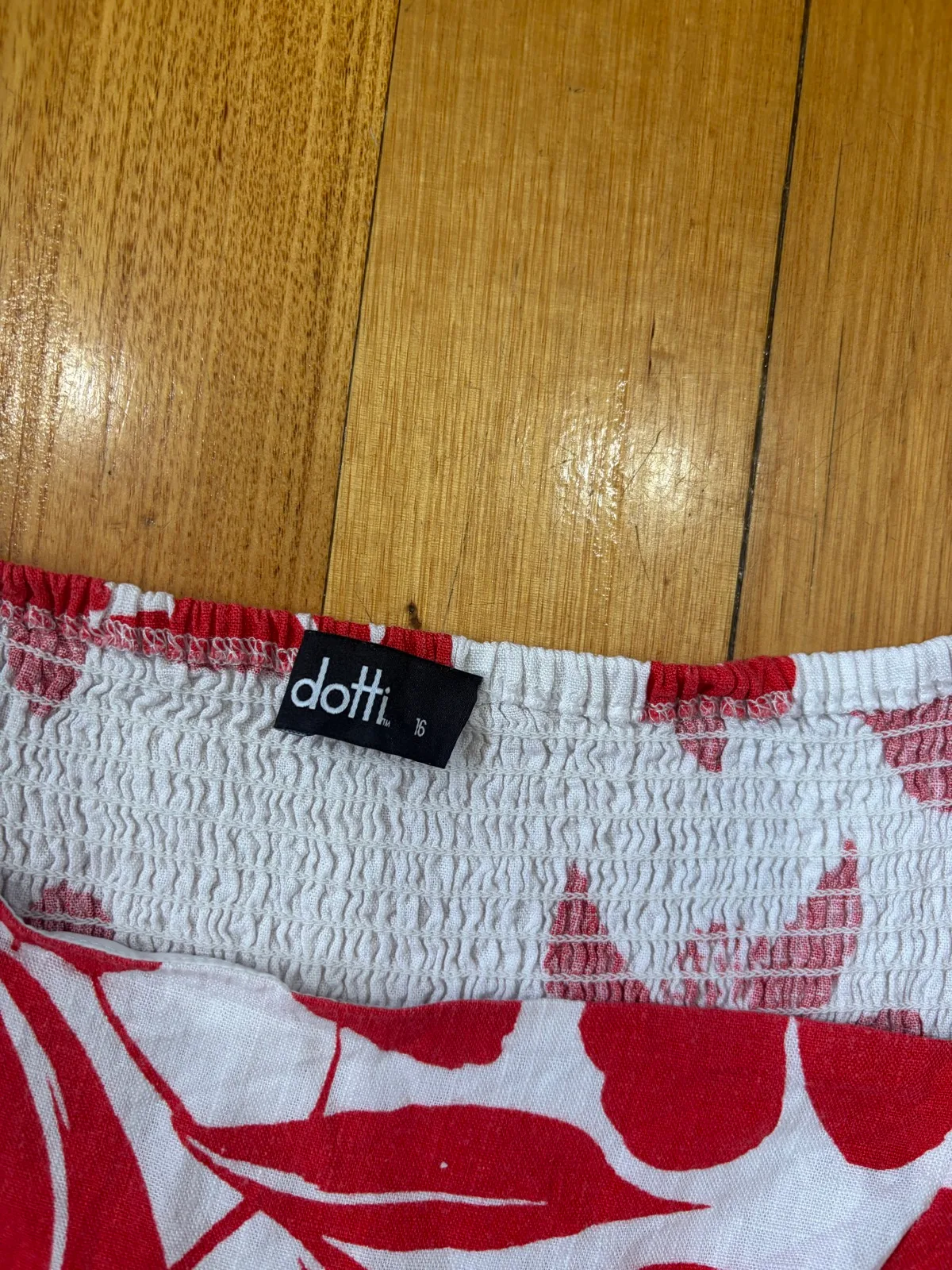 Dotti red and white floral tiered dress size 16 – photo 2