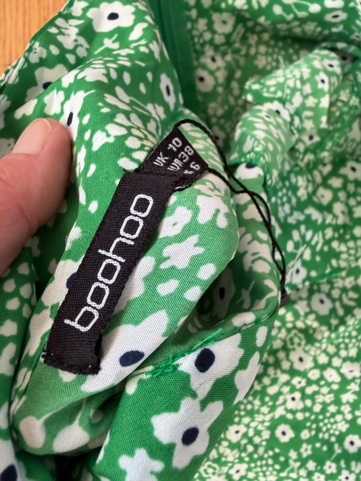 Boohoo ditsy floral ruffle wrap skirt size 10 – photo 2