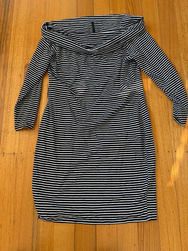 Miss shop off the shoulder dress size 16