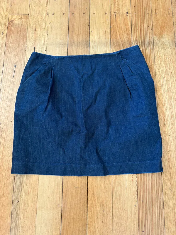 Country road indigo denim mini skirt size 14