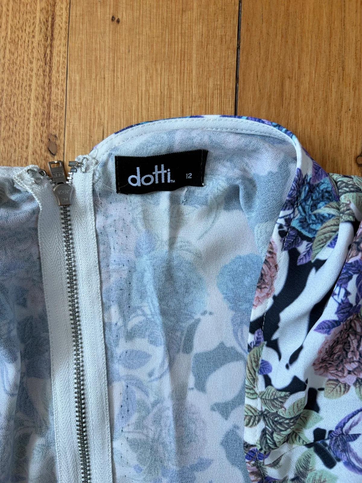 Dotti floral cap sleeve mini dress size 12 – photo 2