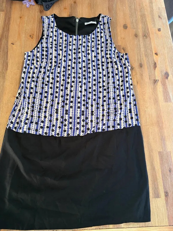 Hot options sleeveless shift dress size 12