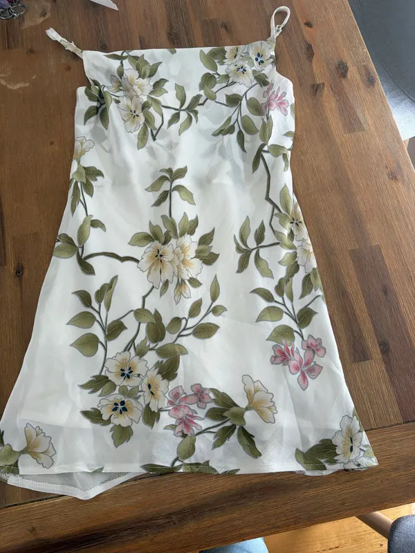 Blossom floral mini dress size 6