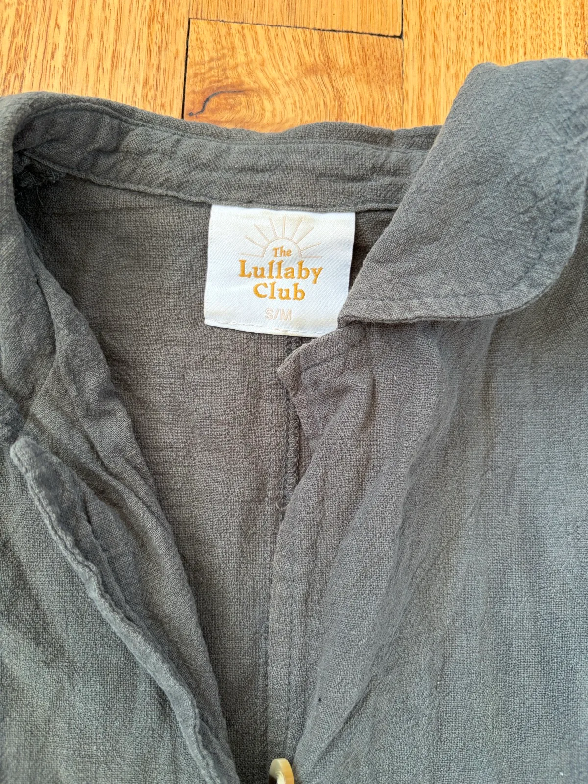 The lullaby club linen blend top size s/m — photo 2
