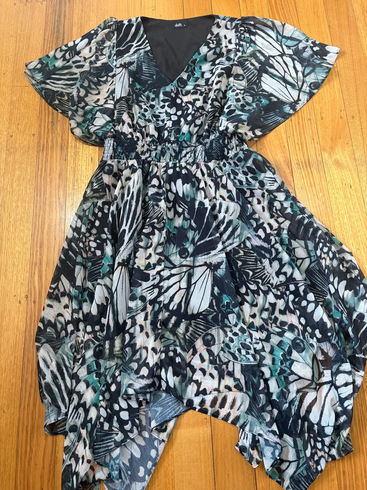 Dotti butterfly print dress size 16 – photo 2