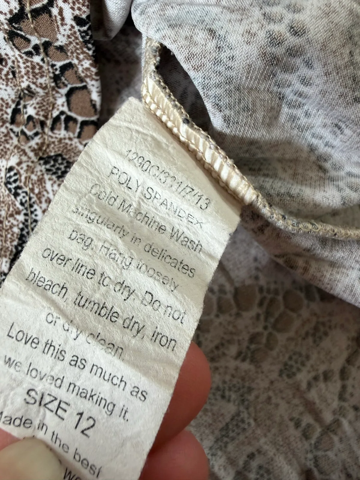 Motto sleeveless tank size 12 – photo 3