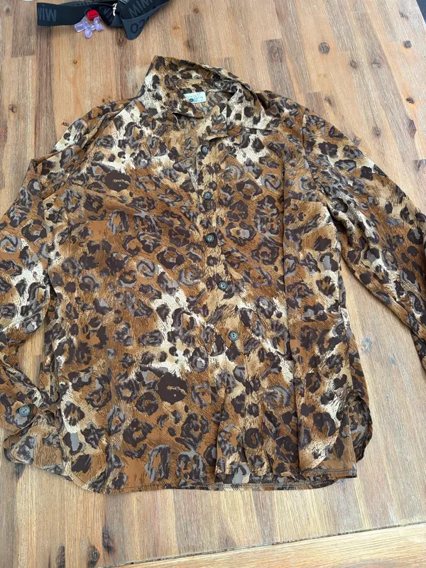 Motto leopard print shirt size 16