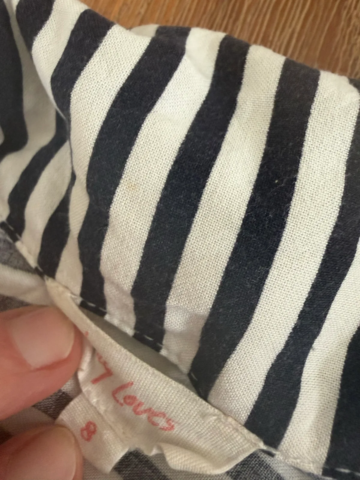 Lily loves tie front shirt size 8 – photo 2