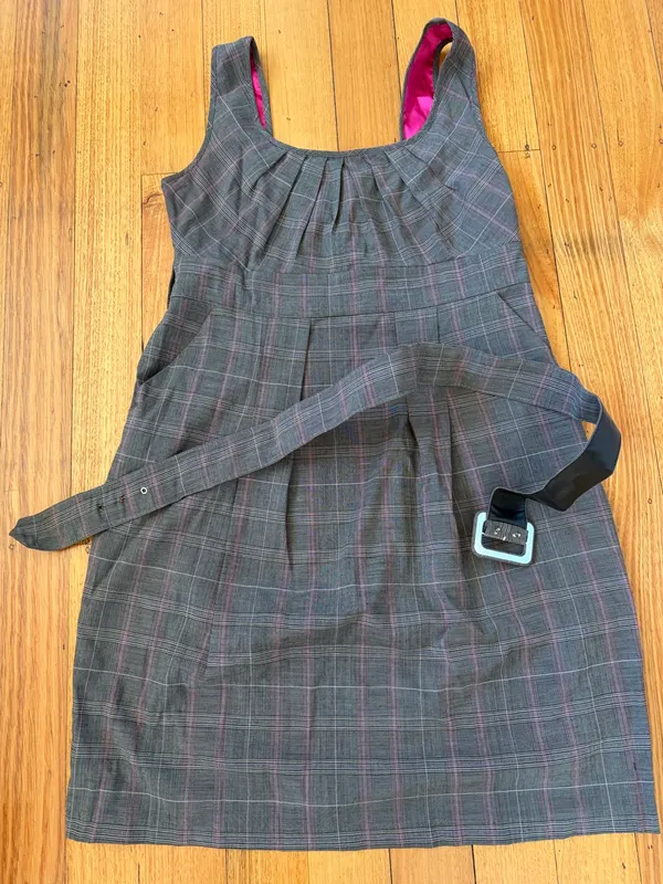 Very very pleated sleeveless corporate dress size 14