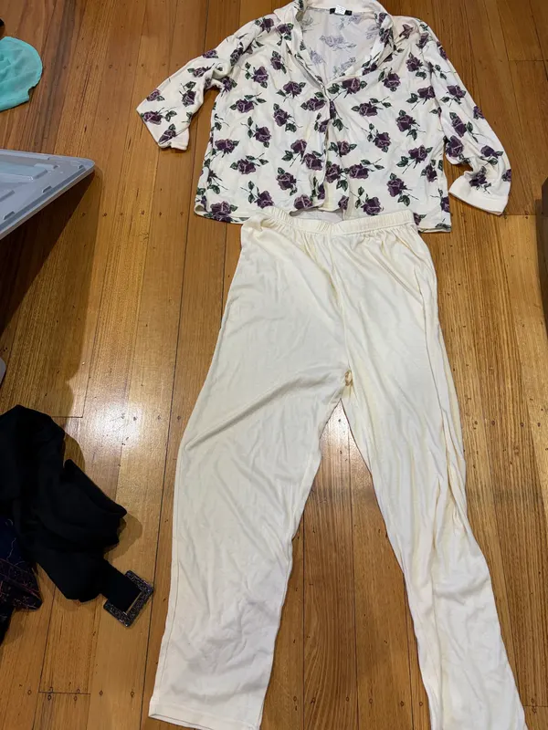 Coco collection long sleeve pj set size L