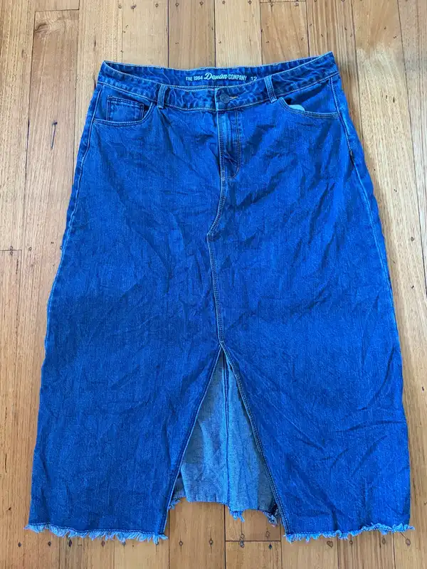 The 1964 Denim company midi skirt size 12