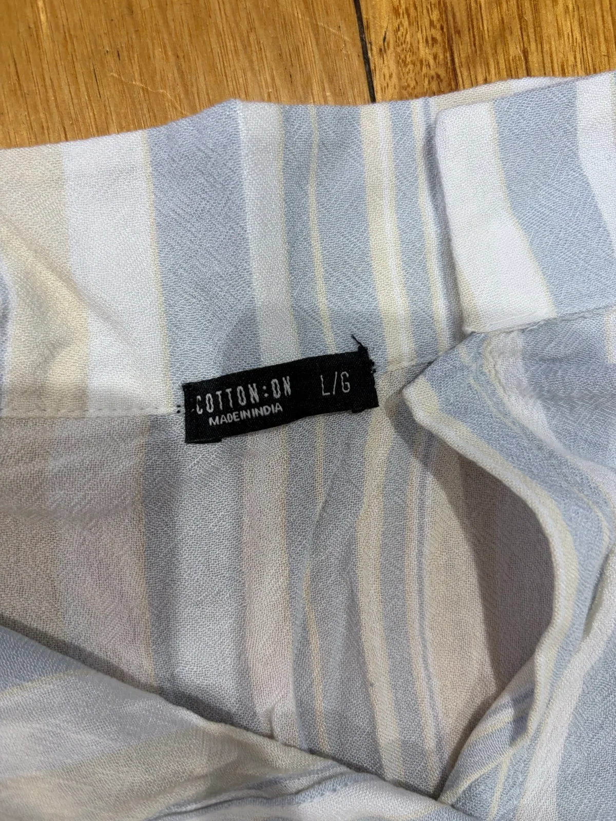 Cotton on cropped button shirt size L – photo 2