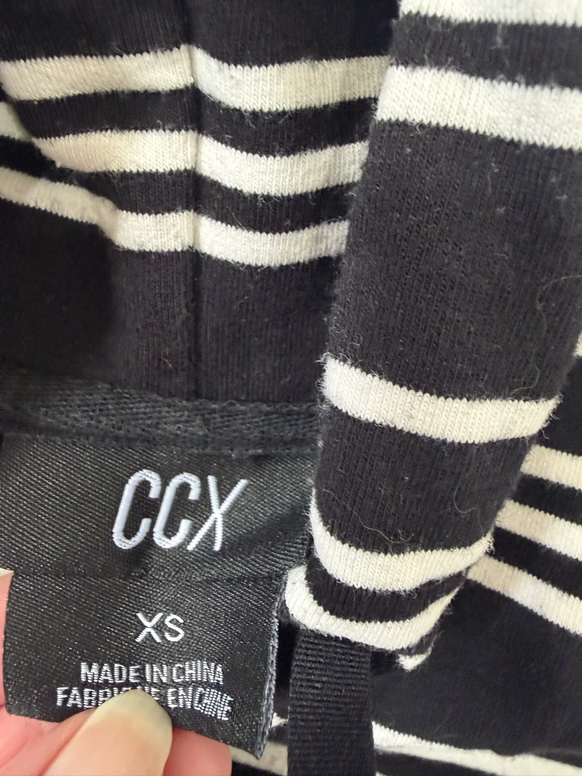 CCX black and white short sleeved hooded mini size XS (14) – photo 2