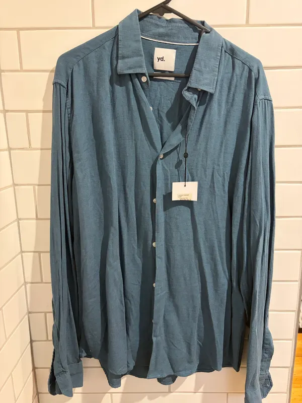 YD casual shirt size m BNWT