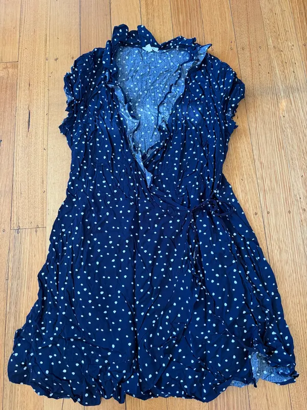 Lily loves ruffle wrap dress size 18