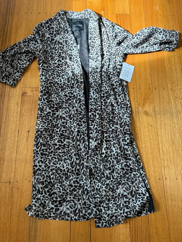 Decjuba leopard print kimono size s