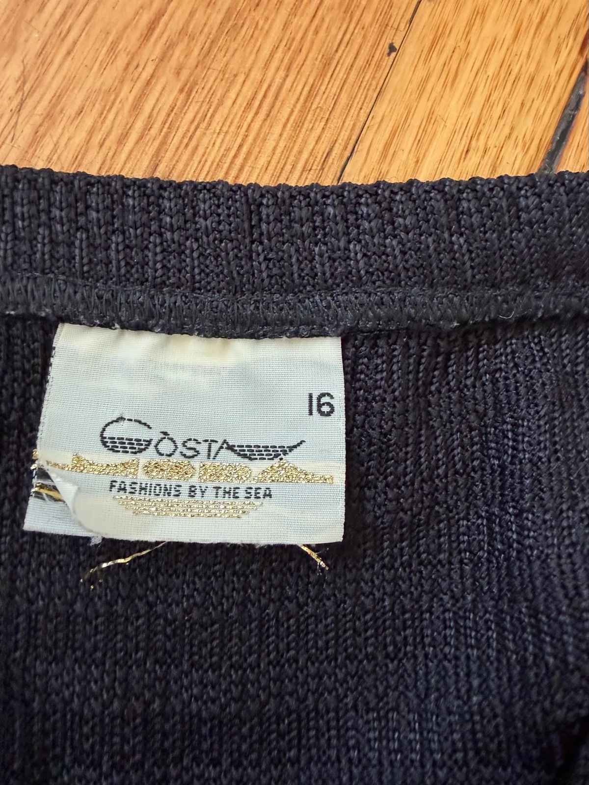 Gosta textured knit midi skirt size 16 — photo 3