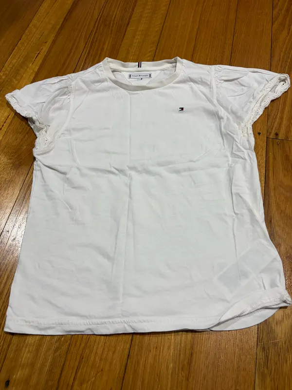 Tommy hilfiger tee girls size 12
